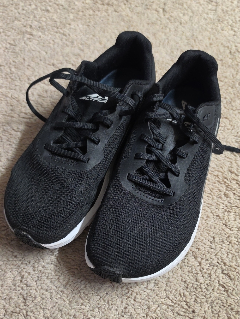 Altra Women’s Rivera 2 Sz 9.5